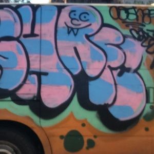 Meet your Posher, Zey